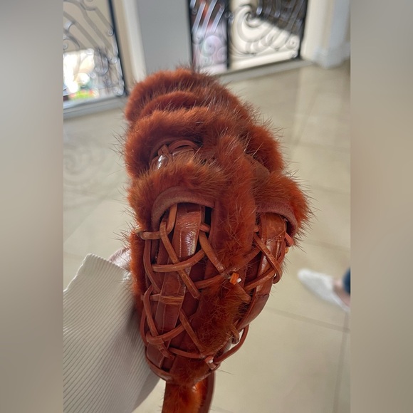 Vintage rare Nancy Gonzales crocodile weaved orange bag with fox fur trimming. - Picture 4 of 10